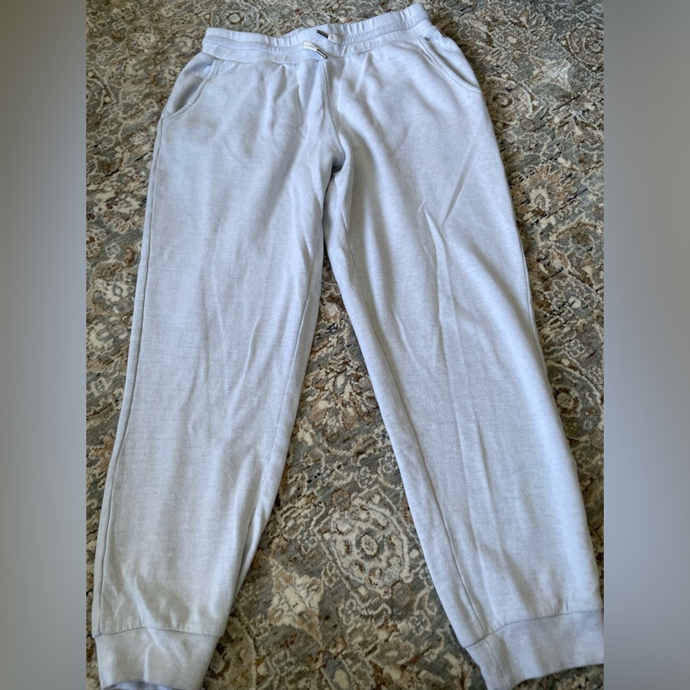 Women’s joggers
